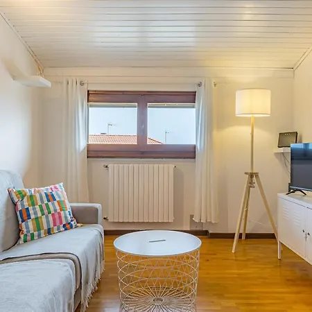 Romantic Hideaway With Private Parking And Aircon *
