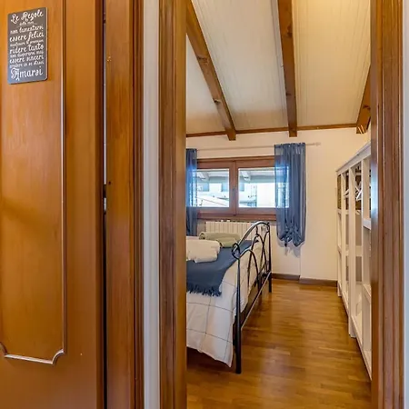 Apartment Romantic Hideaway With Private Parking