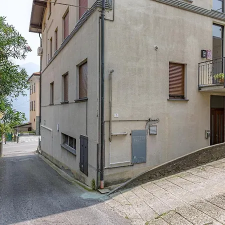 Lägenhet Romantic Hideaway With Private Parking And Aircon