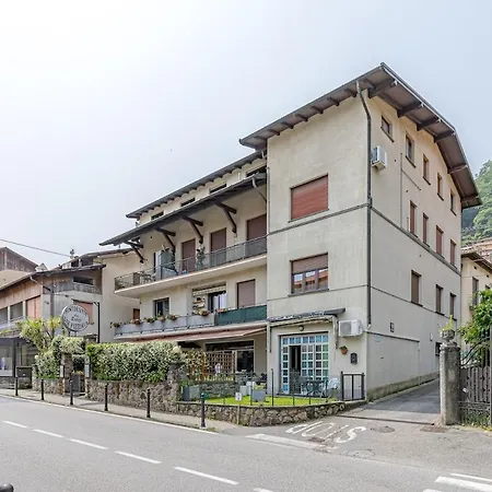 Romantic Hideaway With Private Parking And Aircon Lägenhet *