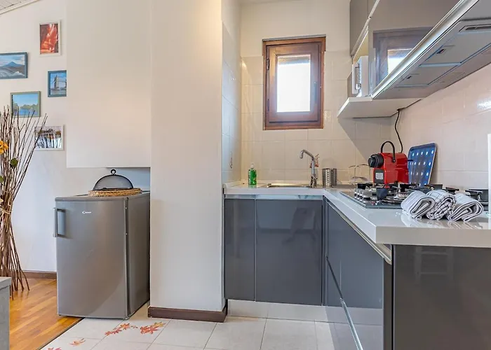 Appartement Romantic Hideaway With Private Parking And Aircon