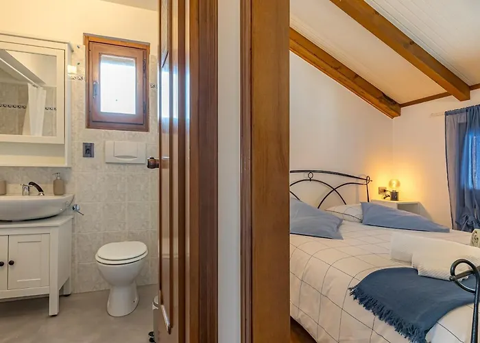 Appartement Romantic Hideaway With Private Parking And Aircon